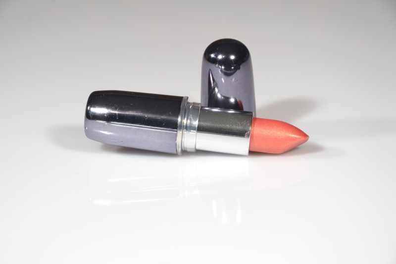 esthetique-FORCALQUEIRET-min_lipstick-273109